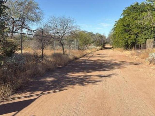 VENTA DE TERRENO EN FRACCIONAMIENTO CAMPESTRE REAL DEL ALAMITO SECCION ARBOLITOS 3000 M2 CON