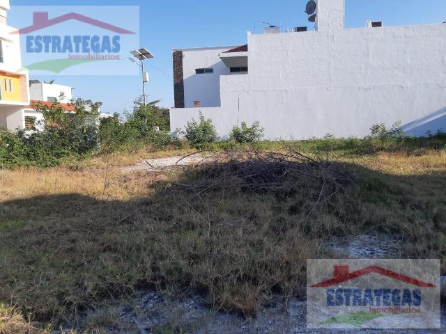 Terreno Fraccionamiento Los Lagos