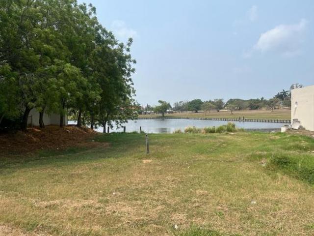 Terreno Fraccionamiento Residencial Lagunas de Miralta
