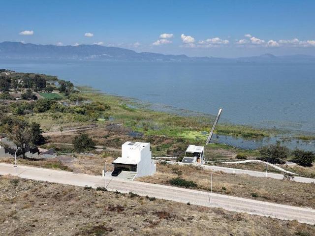 Terreno Frente al Lago de Chapala en Tuxcueca Jalisco Impresionante Vista