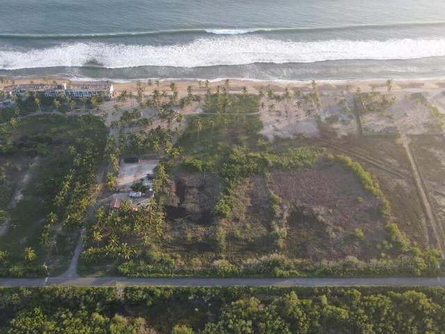 Terreno Frente al Mar en Boca de Iguanas, Jalisco