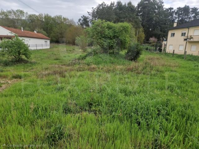 Terreno urbanizável em Gandra, Valença