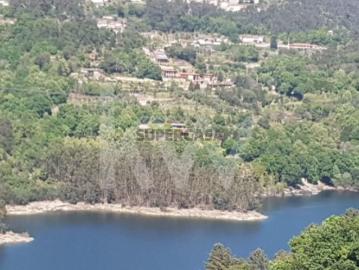 Terreno Gêres Rio Cavado, Barragem da Caniçada