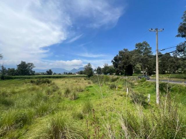 Terreno grande en venta sobre Carretera Pátzcuaro Morelia