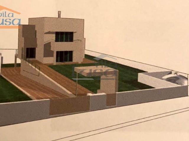 Terreno Grijo, para a contrução de Moradia de 4 frentes