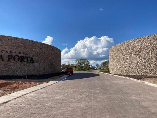 Terreno Habitacional en Venta En Cañadas LA PORTA, Constituyentes, Queretaro, Qro