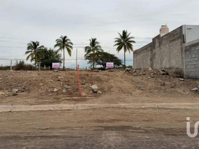 Terreno Habitacional cerca del DIF. Lote 17