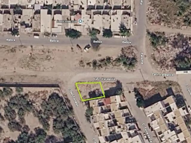Terreno habitacional en venta en Hacienda Santa María, Torreón