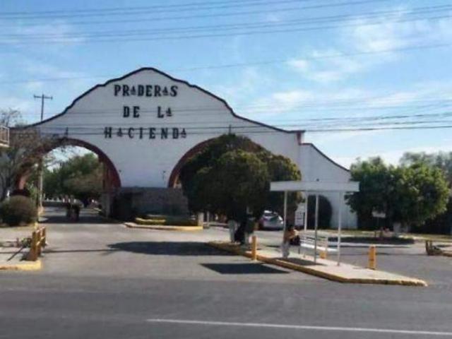 Terreno habitacional en venta en Praderas de La Hacienda, Celaya, Guanajuato