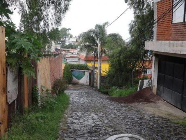 Terreno habitacional en venta en Santa María Tepepan