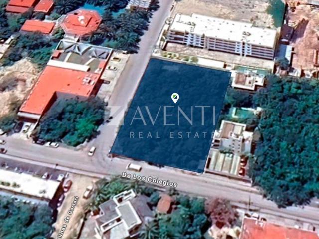 Terreno Habitacional en Venta/Renta, Huayac?n Centro, Canc?n