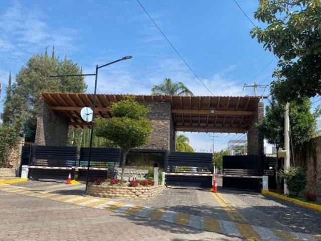 Terreno habitacional en Colinas del Centinela, Zapopan