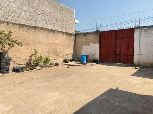 Terreno habitacional o uso industrial ligera en Venta $20,500,000.00 por Valle Imperial, ideal para
