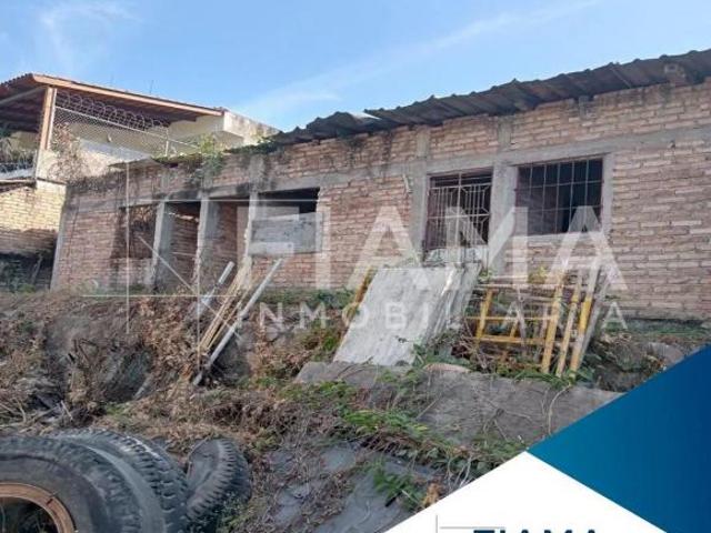 TERRENO IDEAL PARA INVERSIONISTAS O DESARROLLADORES EN COL. MOCTEZUMA, TEPIC. G