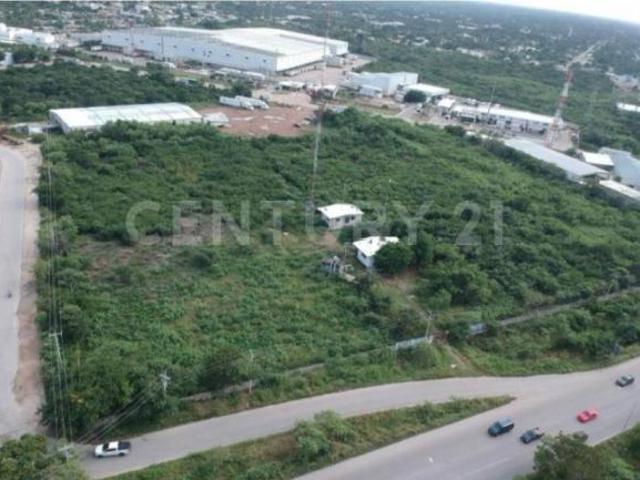 Terreno Idustrial/Comercial en Venta en Kanasín, Yucatán