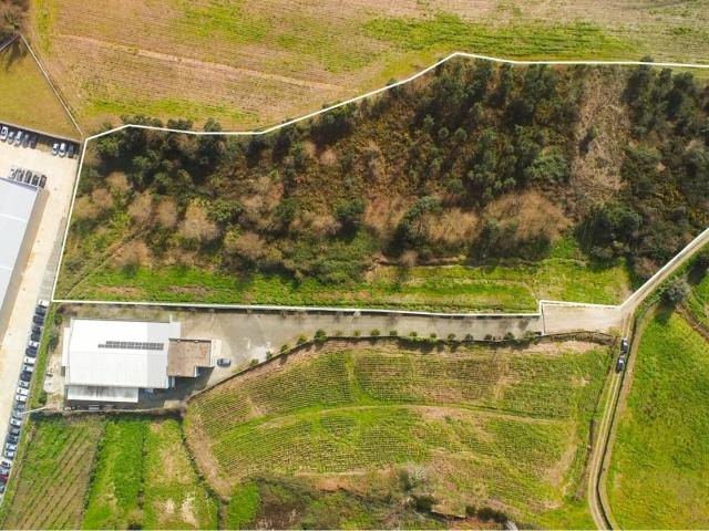 Terreno Industrial 13.000 m² | Zona Industrial e Empresarial de Campo | A4 e A41 a 5 min | Valongo