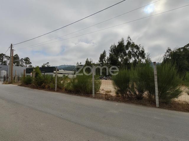 Terreno Industrial com 3920 m2 29m de frente