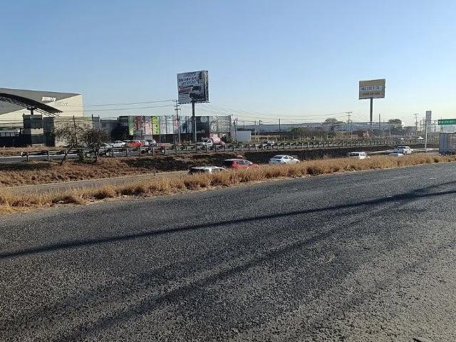 TERRENO INDUSTRIAL CON FRENTE A LA CARRETERA 57 EN EL MARQUES QUERÉTARO