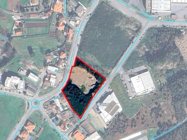 Terreno industrial de grandes dimensões, com 7 069m2, no Polo 6, em Freamunde, Paços de Ferreira