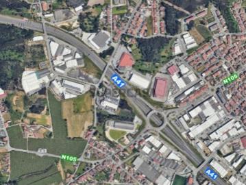 Terreno Industrial em Folgosa, Maia