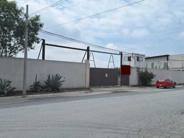 Terreno Industrial en Renta de 16,000 m² en El Carmen, N.L. con Oficinas, Talleres y Patio de Manio