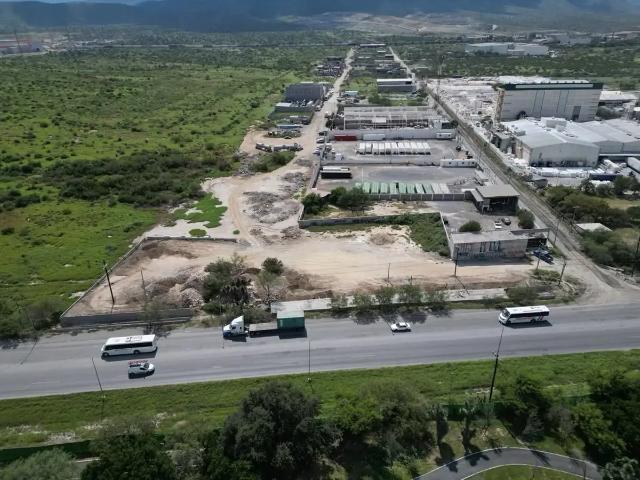 Terreno Industrial en Renta en García, Nuevo León, con Acceso para Camiones