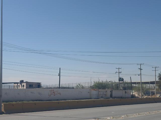 Terreno industrial en renta sobre Av Unión la partida