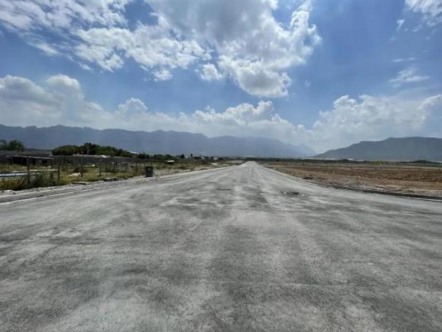 TERRENO INDUSTRIAL EN VENTA EN LA ZONA DE SANTA CATARINA
