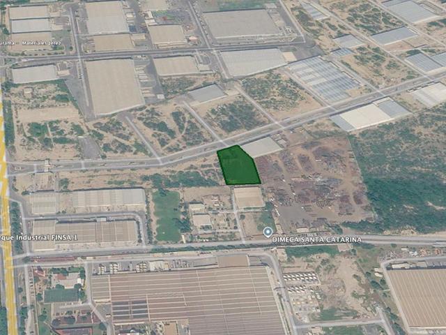 Terreno industrial en venta en Santa Catarina