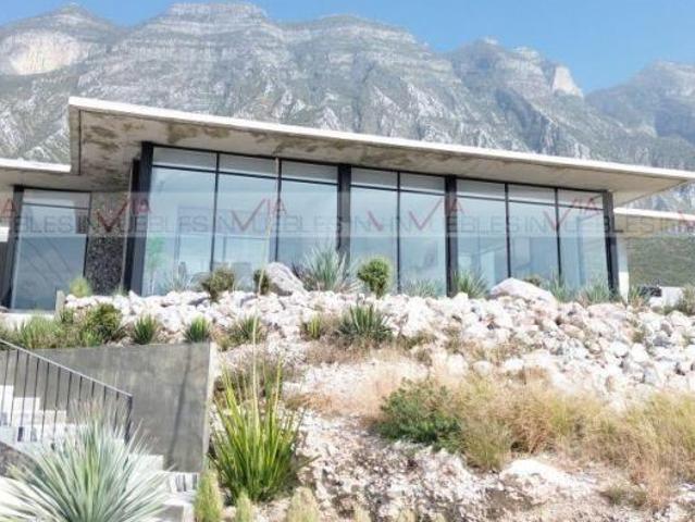 Terreno industrial en venta en Parque 100