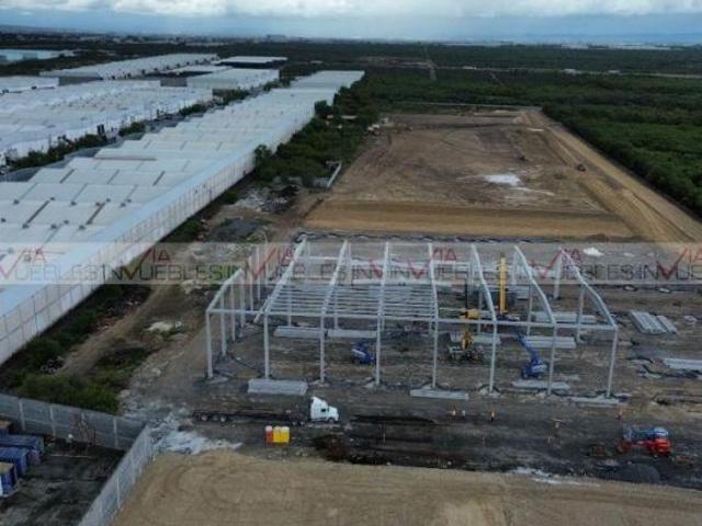 Terreno industrial en venta en Portal De Santa Rosa