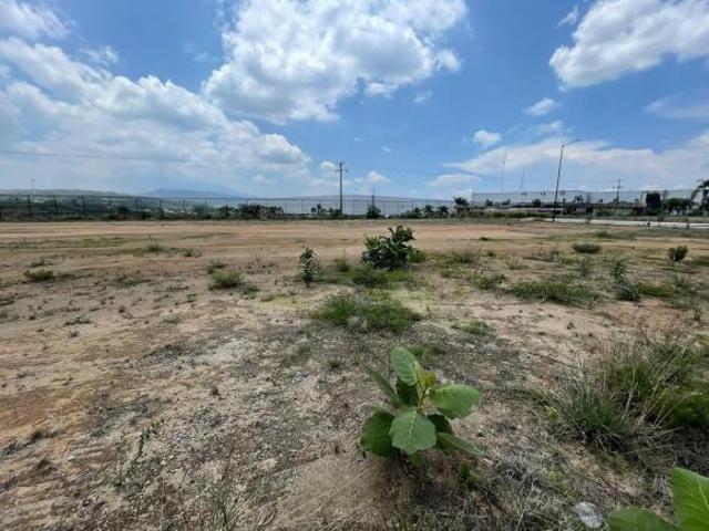 TERRENO INDUSTRIAL EN VENTA EN PARQUE STETRU