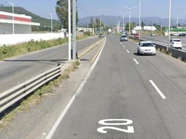Terreno Industrial en Venta en Tlacote El Bajo, Querétaro: Acceso para Camiones