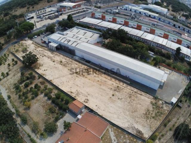 Terreno Industrial para venda em Setúbal
