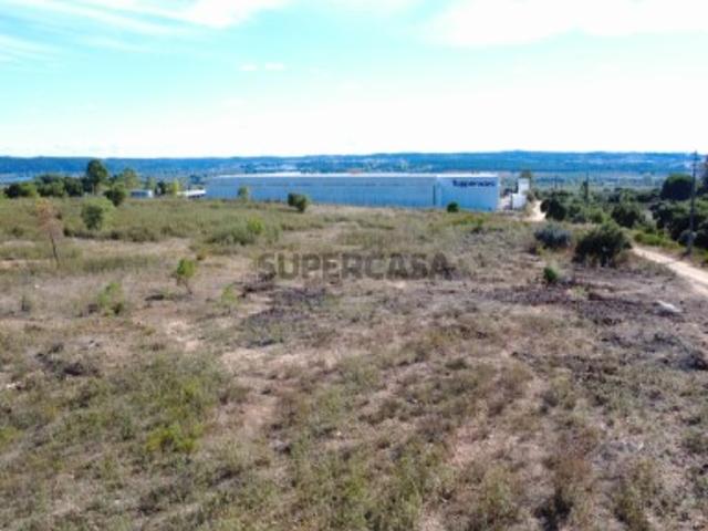 Terreno Industrial Para Venda Montalvo