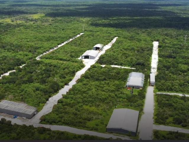 Terreno industrial y comercial en venta en M?rida