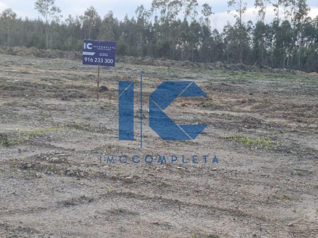 Terreno junto à A25 situado a 100 metros do nó da saída de Águeda