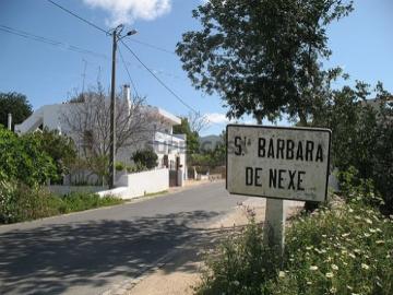 Terreno junto a Santa Bárbara de Nexe, com Vista Mar
