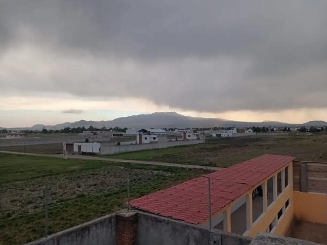 Terreno junto al fraccionamiento de condado del valle