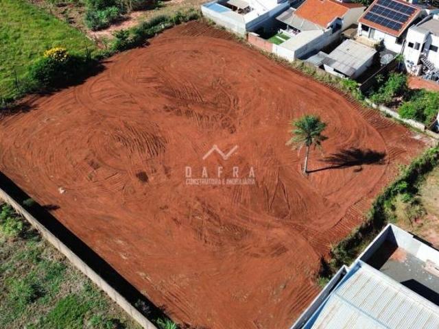 Terreno Jardim Paraná