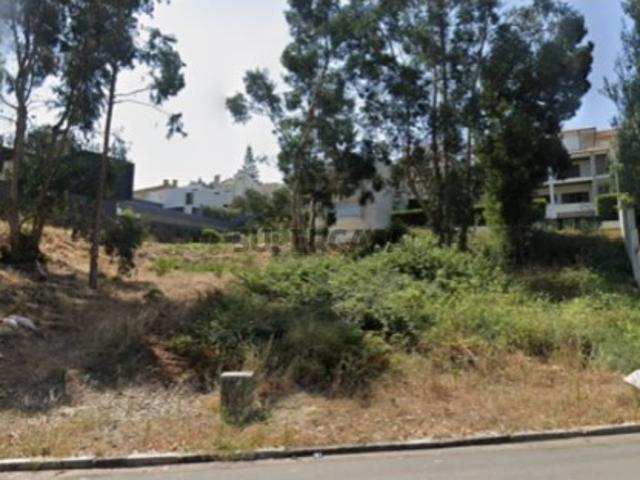 Terreno localizado na Quinta do Sardoal