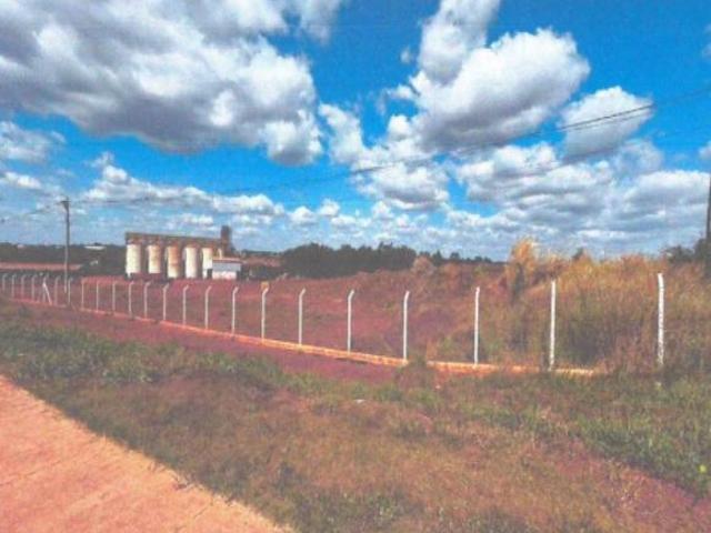 Terreno / Lote de 21.184 m² em Ituiutaba