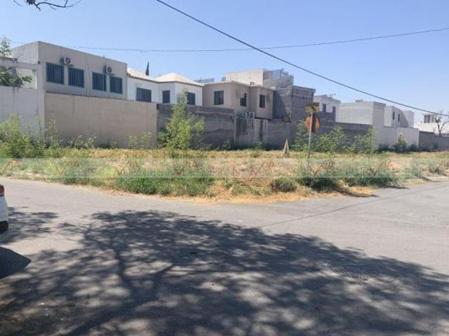 Terreno / Lote en venta en Bosques Del Nogalar