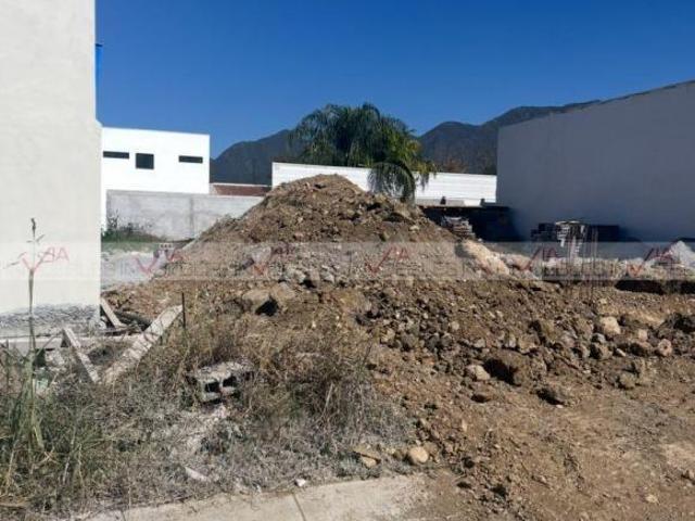 Terreno / Lote en venta en Huajuquito O Los Cavazos