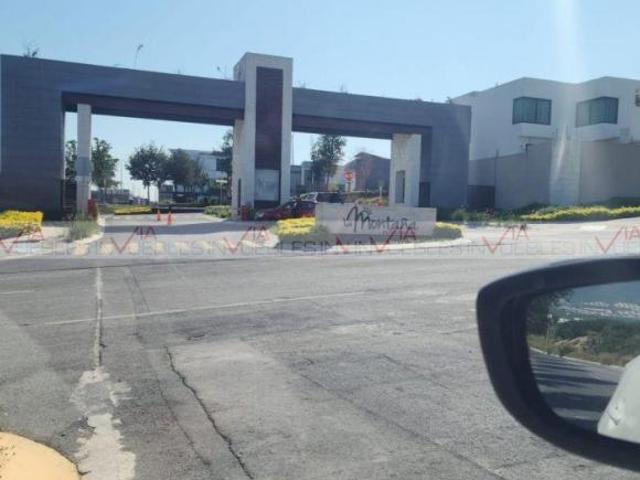 Terreno / Lote en venta en La Montaña
