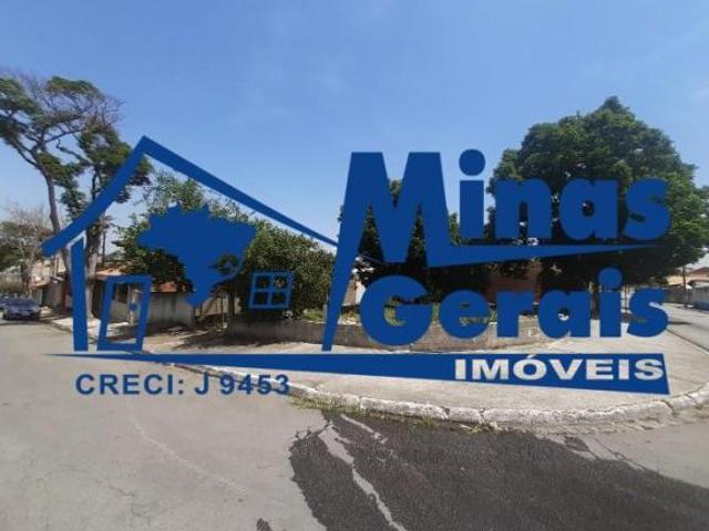 TERRENO LOTE INTEIRO DE ESQUINA 300m2 LOCALIZADO NO JDM COLONIAL. LOCAL EXCELENTE, COM ACESSO AO PO