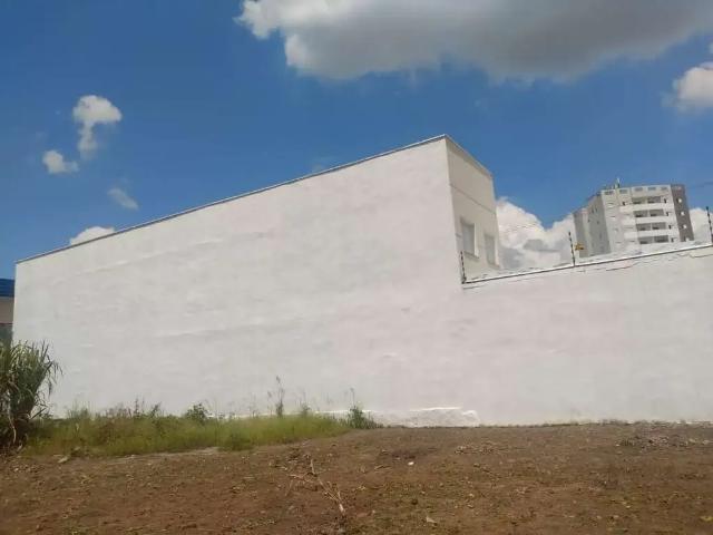 Terreno / Lote para Venda em Taubaté/SP Vila Aparecida
