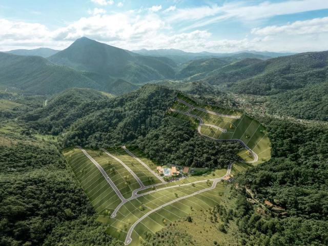 Terreno / Lote para Venda em Teresópolis/RJ Green Valleiy