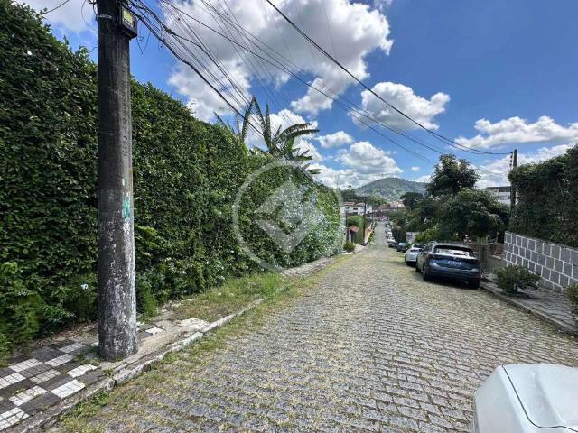 Terreno / Lote para Venda em Teresópolis/RJ Jardim Cascata