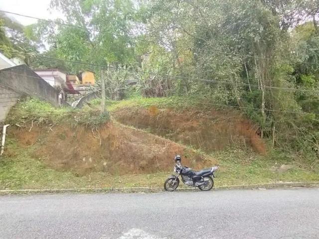 Terreno / Lote para Venda em Teresópolis/RJ Parque do Ingá
